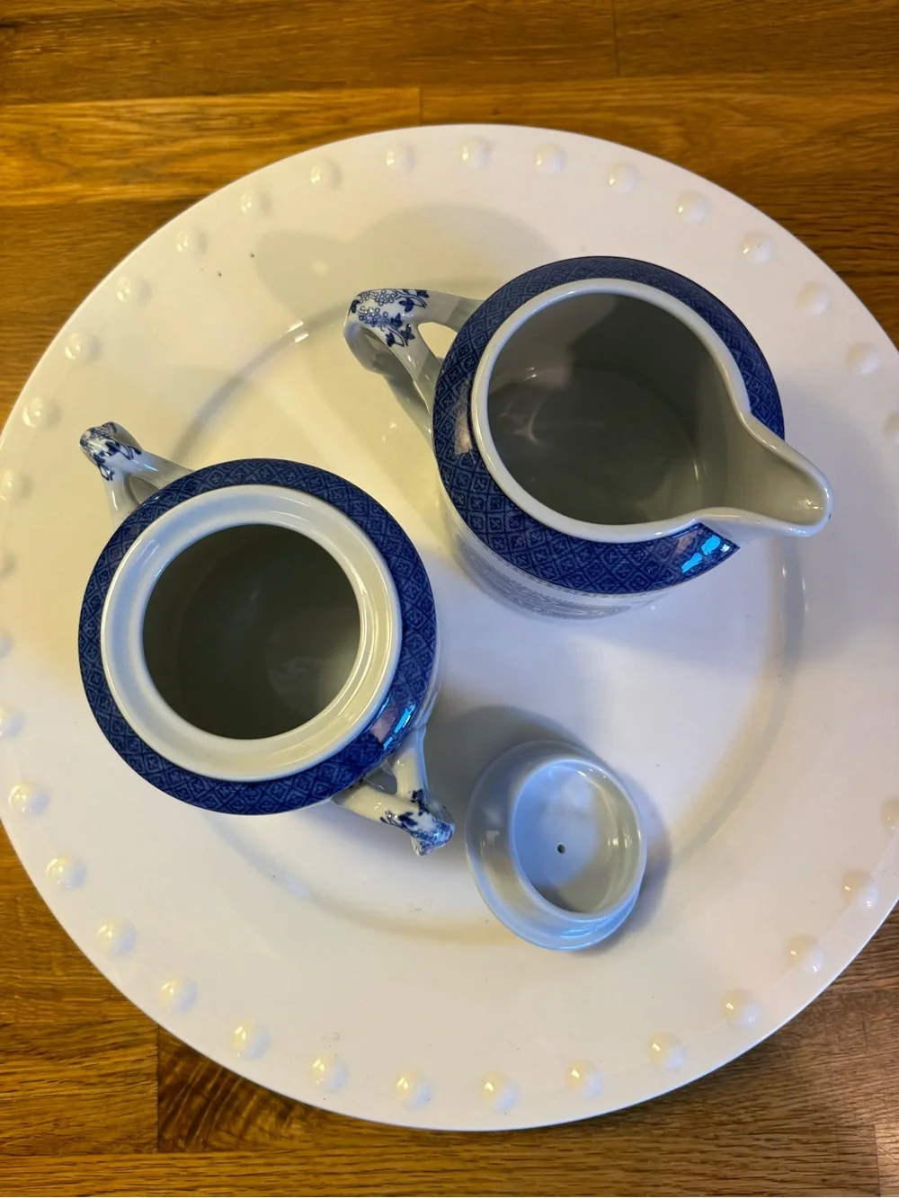Spode ‘Fitzhugh Blue’ creamer and sugar with lid